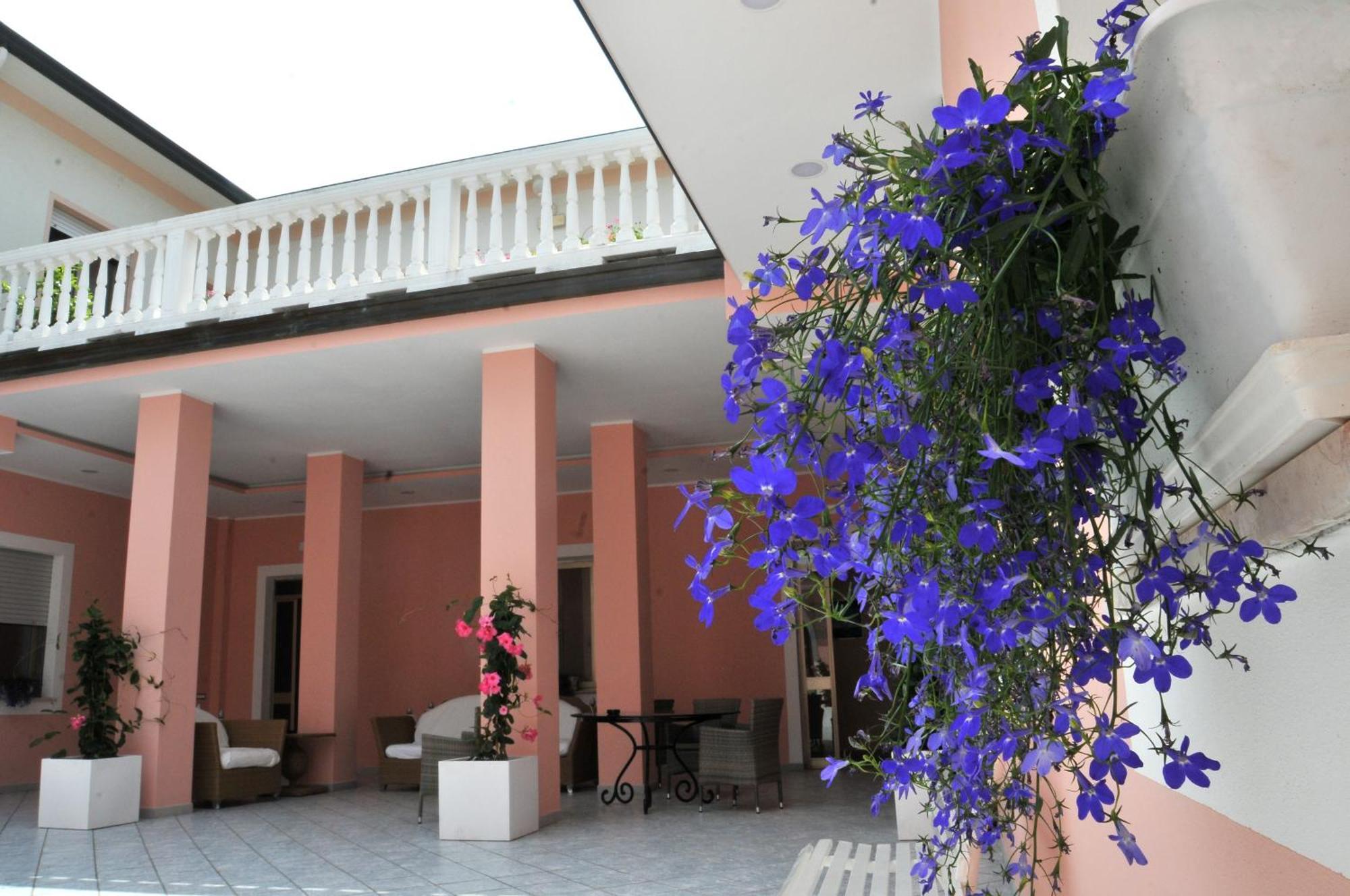 Stella - Casa Per Ferie Hotel Bellaria-Igea Marina Exterior photo